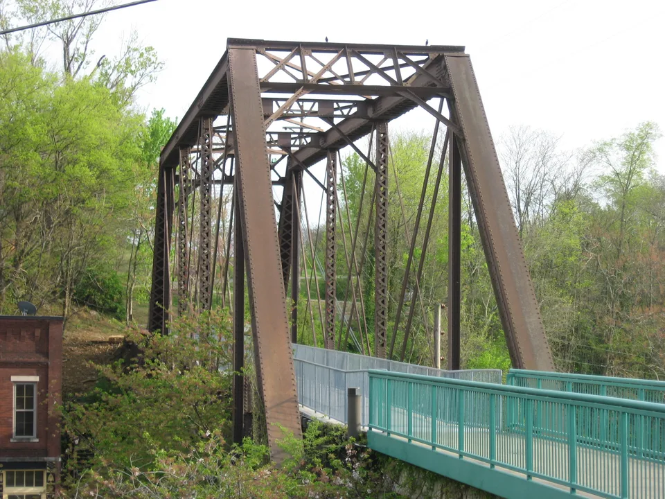 Upland Trail pedestrian bridge in Clarksville, Tennessee